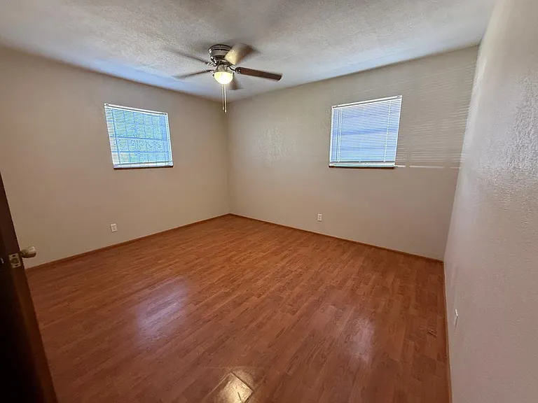 1314 Mesquite St — Photo 14