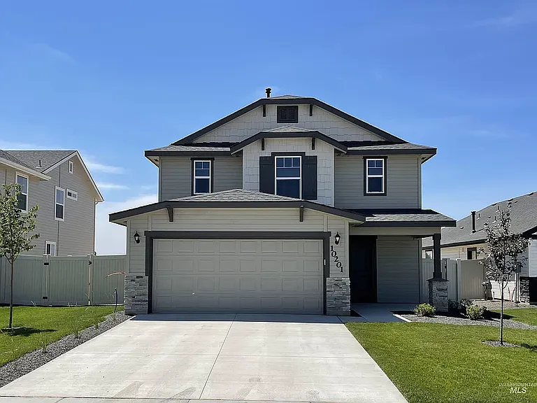 10201 Longtail Dr — Photo 1