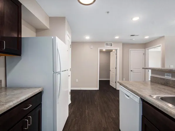 Seven45 Stocking, 745 Stocking Ave NW #404, Grand Rapids, MI 49504