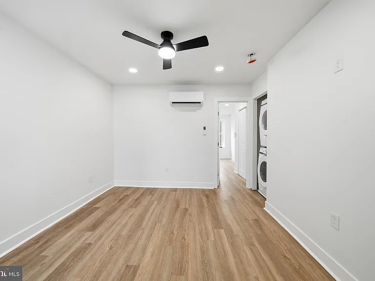 2109 Tasker St #2 — Photo 4