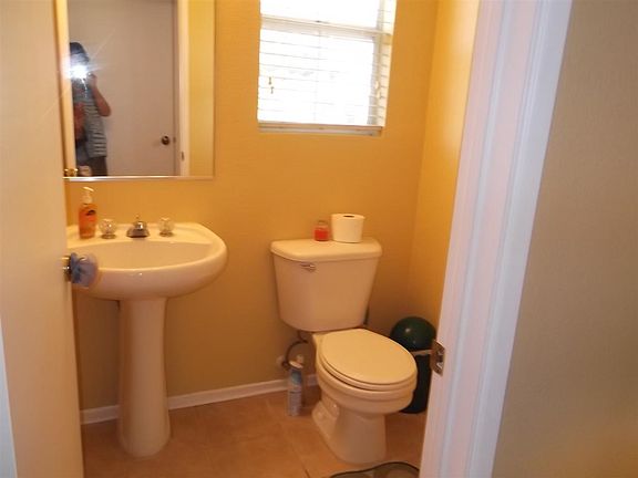 5th image of 10222 Wateridge Cir Unit 175