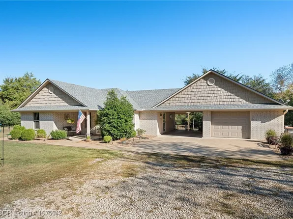 8114 N Highway 71, Alma, AR 72921