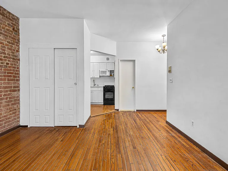 46 W 87th St #4B — Photo 4