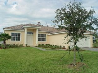 413 Bay Leaf Dr, Kissimmee, FL 34759