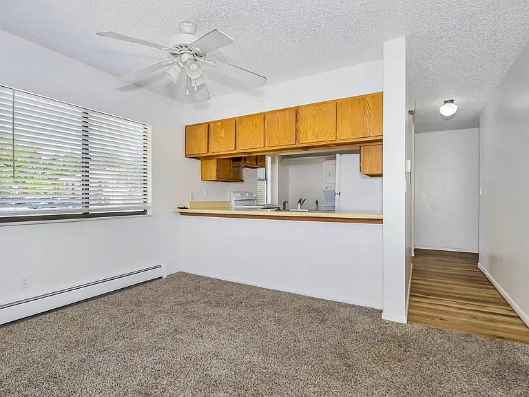 6702 Dublin Loop W #D — Photo 5