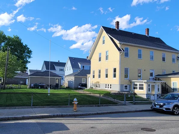 211 State St, Bristol, RI 02809
