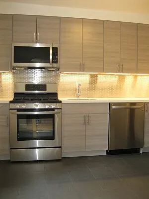 Rented by Tower Brokerage | media 25