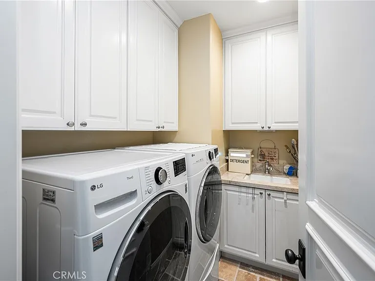 3222 Clay St — Photo 17
