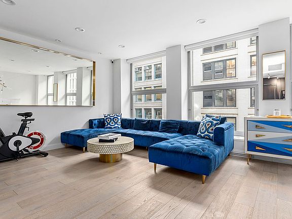 2nd image of 16 W 21st St APT 7A