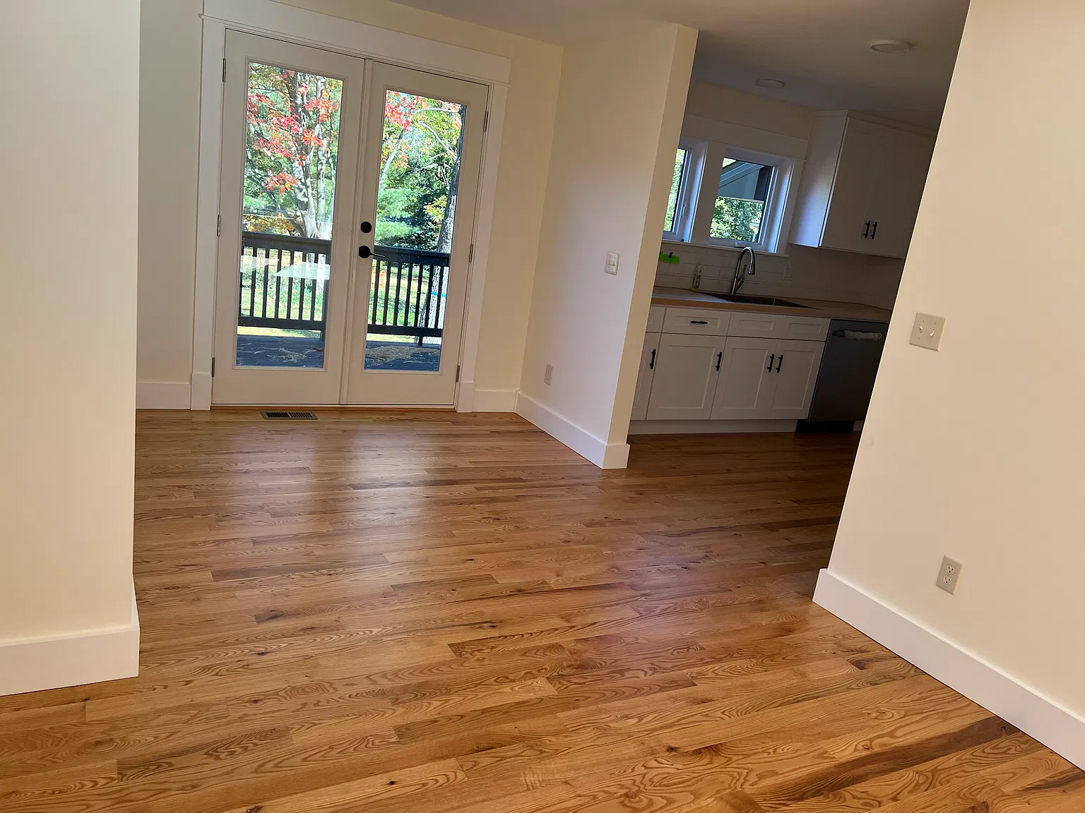 2 bed, 1400 sqft, $2,200 — Photo 4