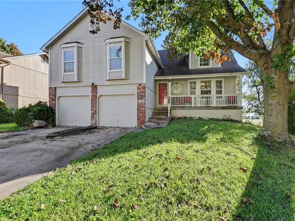 3325 S Sioux Ct, Independence, MO 64057
