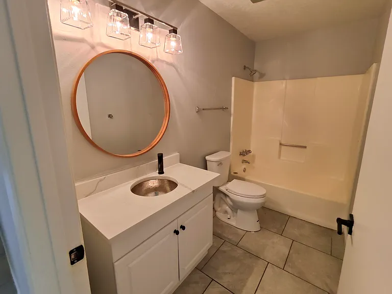 3509 Tulane Dr NE #2 — Photo 10