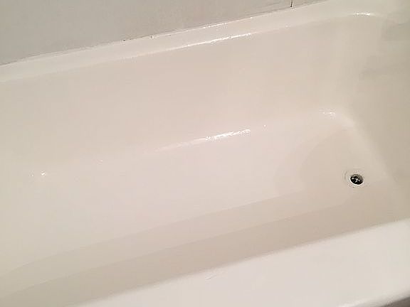 Tub after epoxy paint
