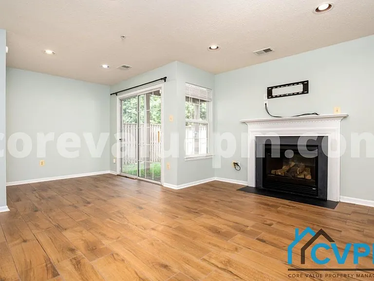 2336 Turnbridge Ct — Photo 5