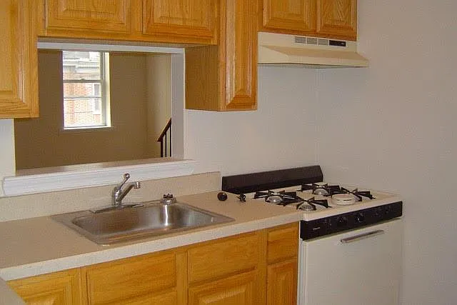 723 S 22nd St #2/3 — Photo 4