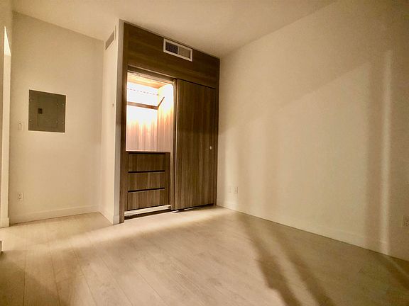 4th image of 4720 Lougheed Hwy #2912