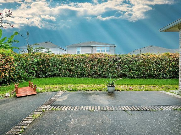 2nd image of 20743 Oakhurst Park Drive