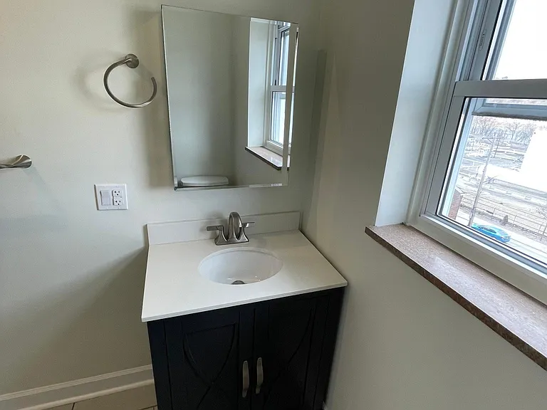 6020 Sawyer St — Photo 20