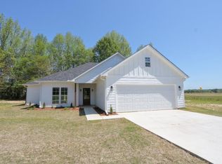 12 Shirley Cir, Mantachie, MS 38855