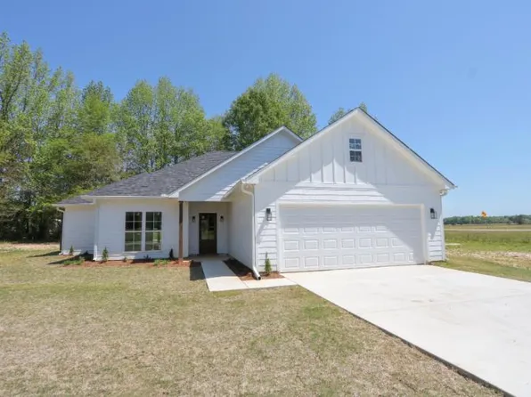 12 Shirley Cir, Mantachie, MS 38855