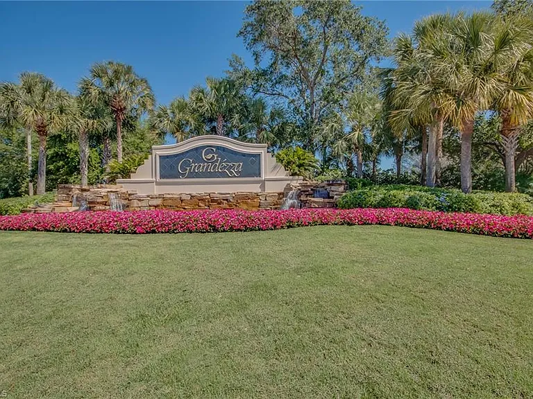 20151 Seagrove St #206 — Photo 42
