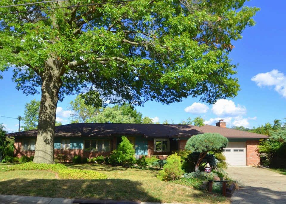 1st image of 3116 Esther Dr