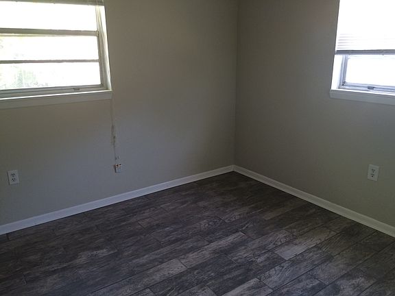 2nd image of 4623 Menhaden Dr SE