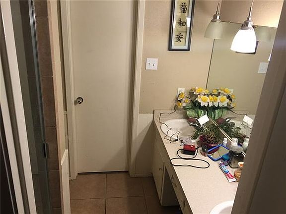 4th image of 7537 Monterrey Dr