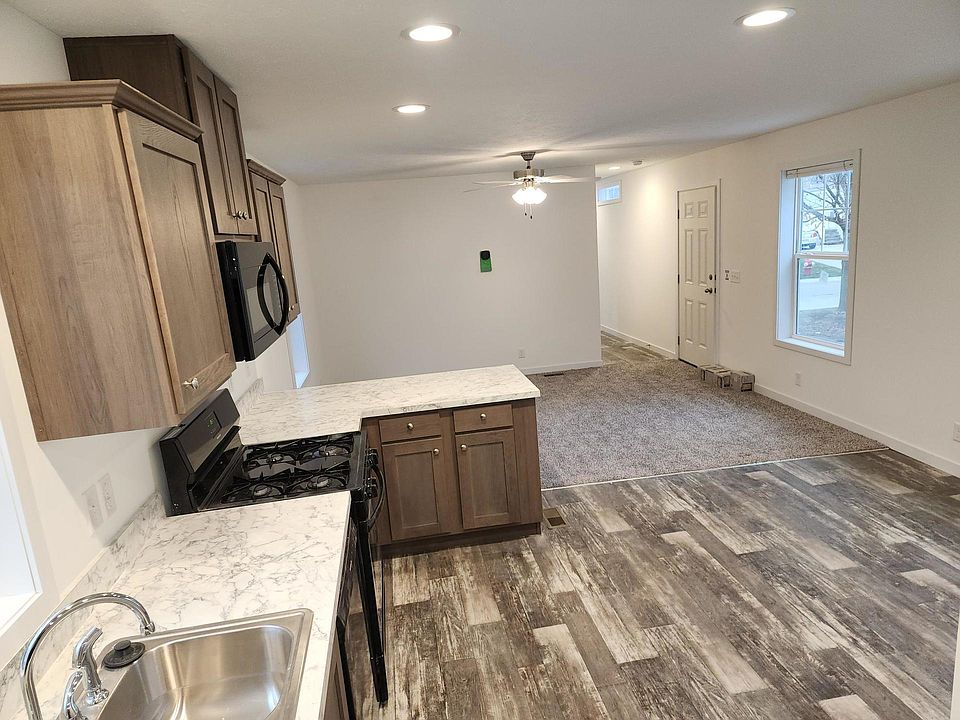 2nd image of 13955 Bronte Dr N #191