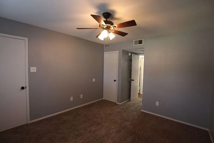 420 W Heritage Dr #110 — Photo 10