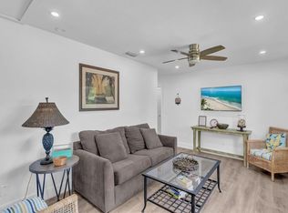 805 Live Oak Rd APT C, Vero Beach, FL 32963