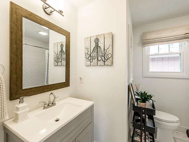 1003 Woods Lake Dr — Photo 33
