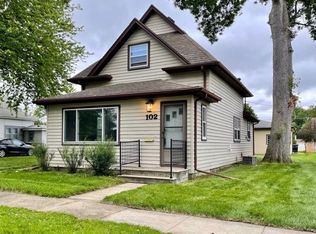 102 5th St SW, Altoona, IA 50009