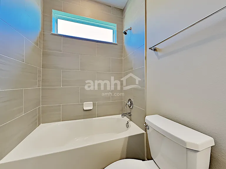 245 Edge Park Trl — Photo 16