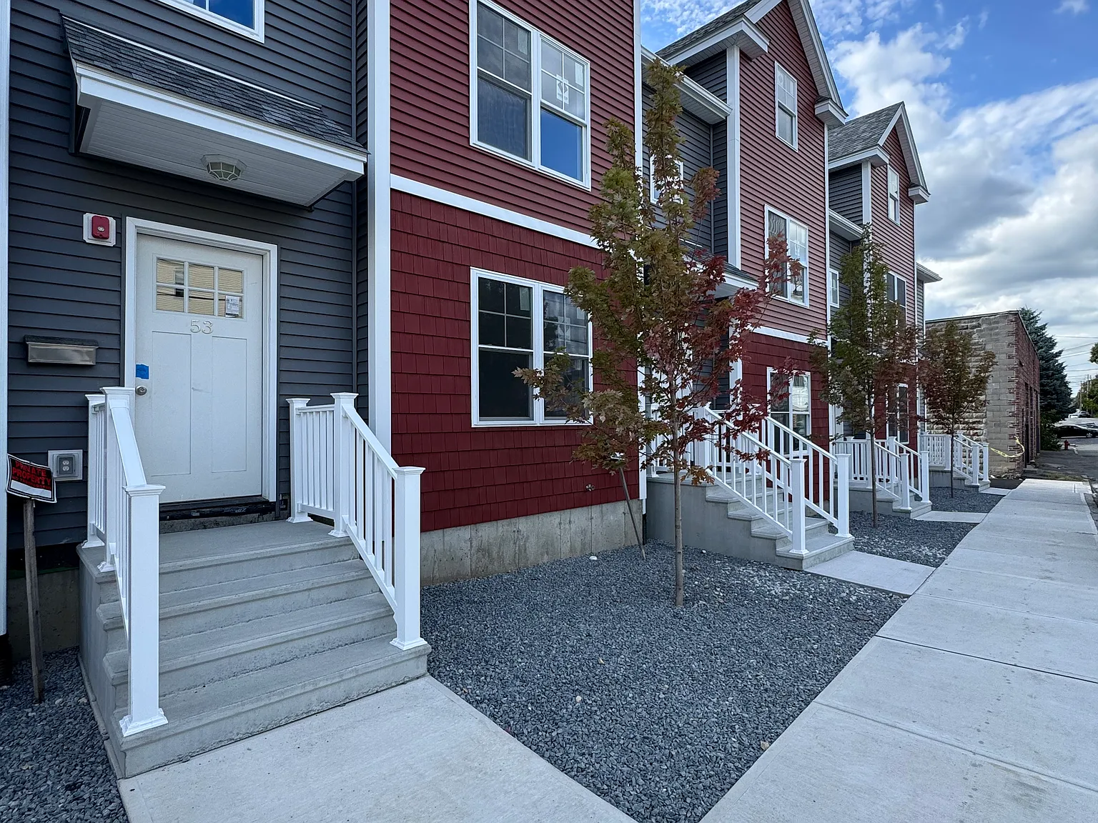 3 bed, 2.5 bath, 1538 sqft, $3,500 — Photo 2