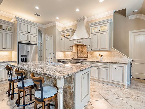 3rd image of 11310 Longmire Creek Ct