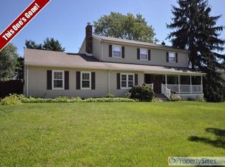 12 Arthur Pl, Middletown, NJ 07748