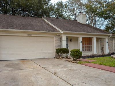 6002 Henniker Dr, Houston, TX, 77041