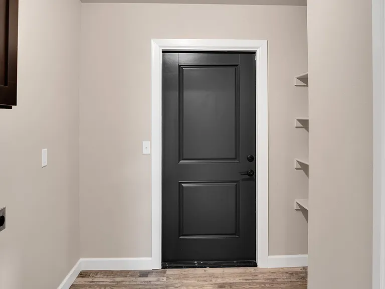 8535 Cedar Oaks Cir — Photo 12