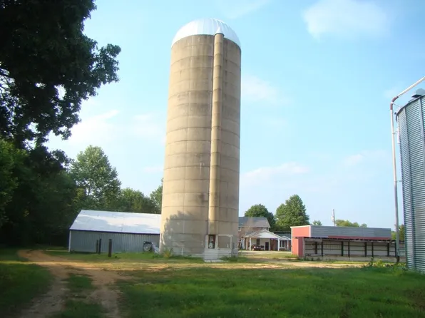 7335 Feathers Chapel Dr, Somerville, TN 38068