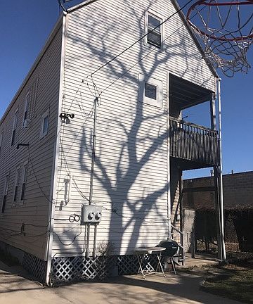 2nd image of 1624 N Kolmar Ave