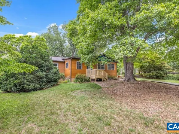 190 Hayman St, Scottsville, VA 24590