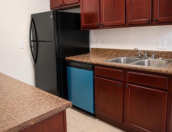 5th image of 4087 Dijon Dr #H
