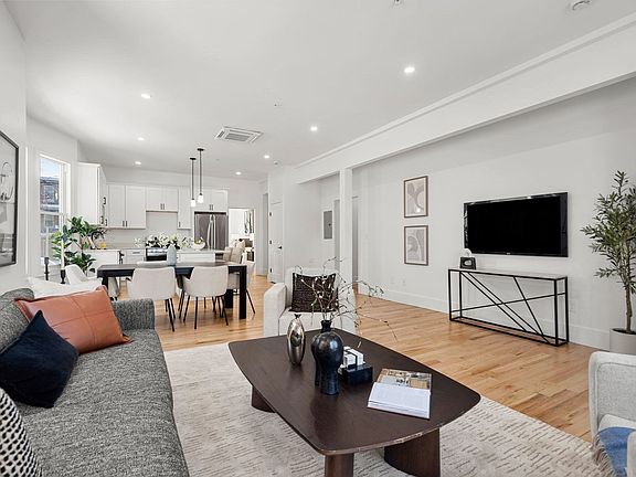 4th image of 151 Townsend St Floor 2