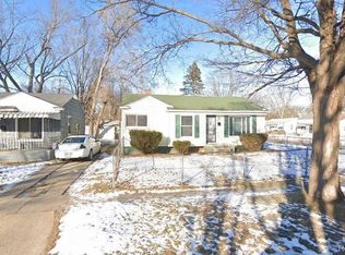 902 W Ridgeway Ave, Flint, MI 48505