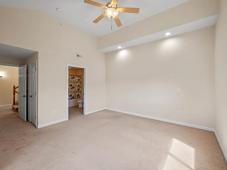 351 America Blvd #351 — Photo 17