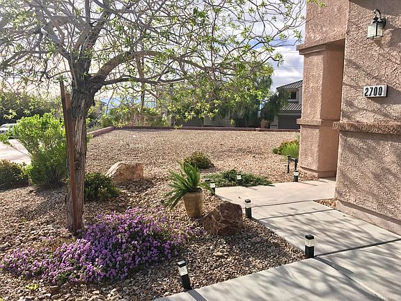 Corner Lot | Mountain Views