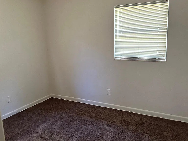 3525 Henrietta St — Photo 5