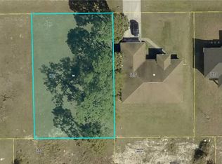 642 Chambers St E, Lehigh Acres, FL 33974