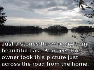 208 Johnsons Cove Rd, Seneca, SC 29672